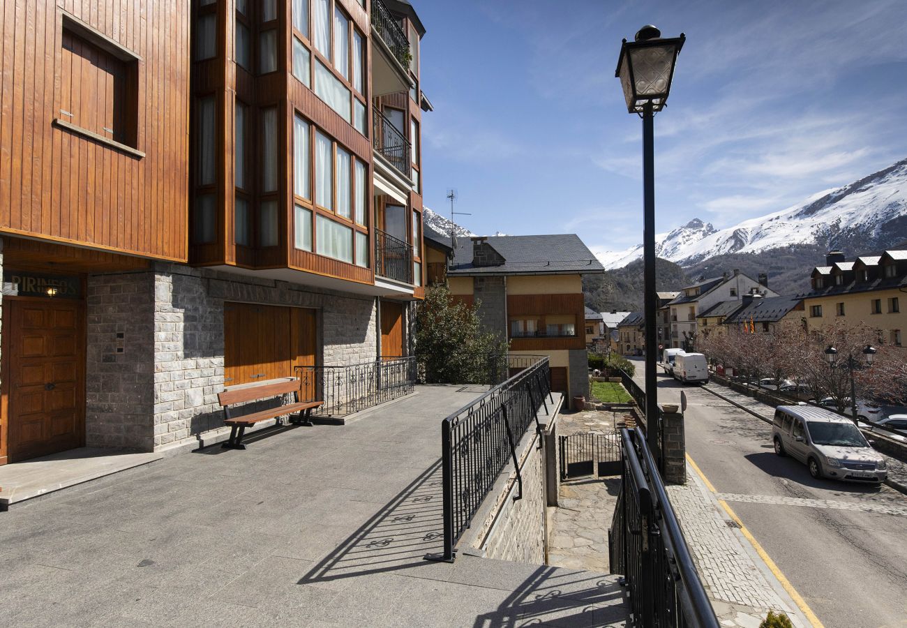 Apartamento en Panticosa - Ático de Pao by BeValle