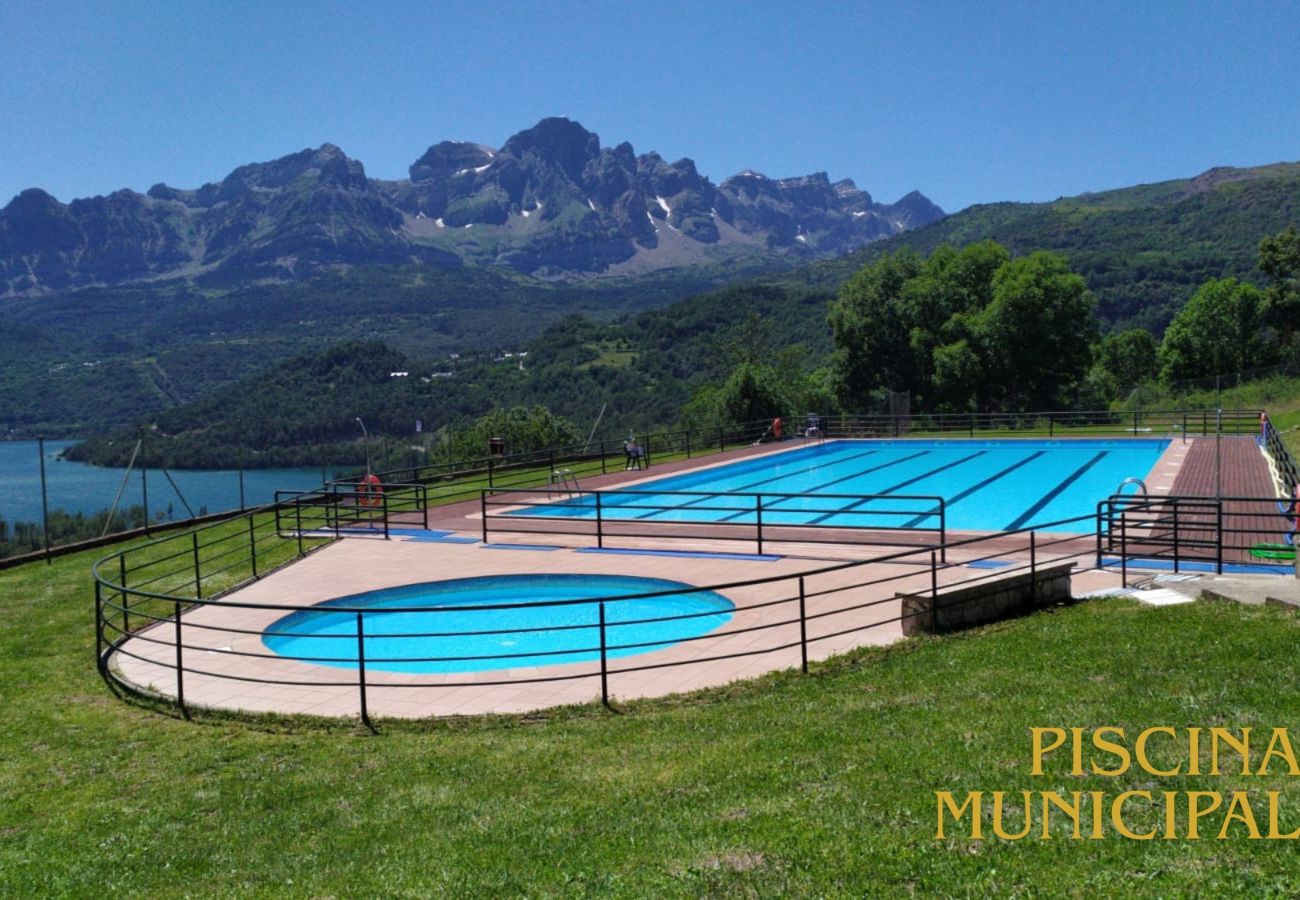 Apartamento en Panticosa - Casa Pareja by BeValle