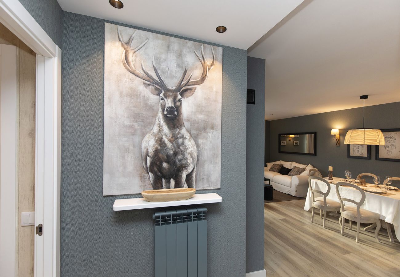 Apartamento en Panticosa - El Ciervo de Santa María by BeValle