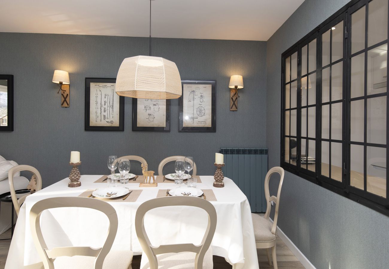 Apartamento en Panticosa - El Ciervo de Santa María by BeValle