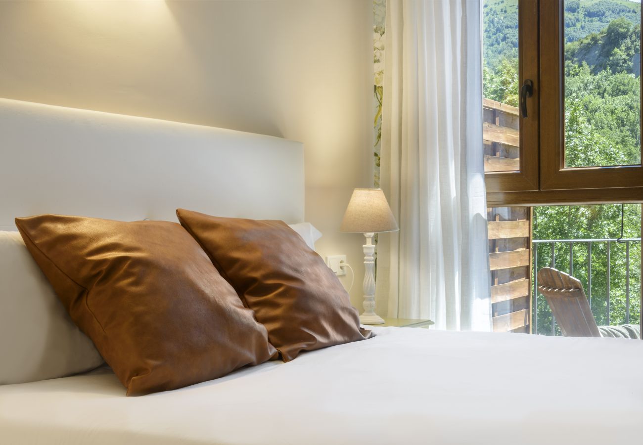 Apartamento en Panticosa - El Rincón del Verde by BeValle