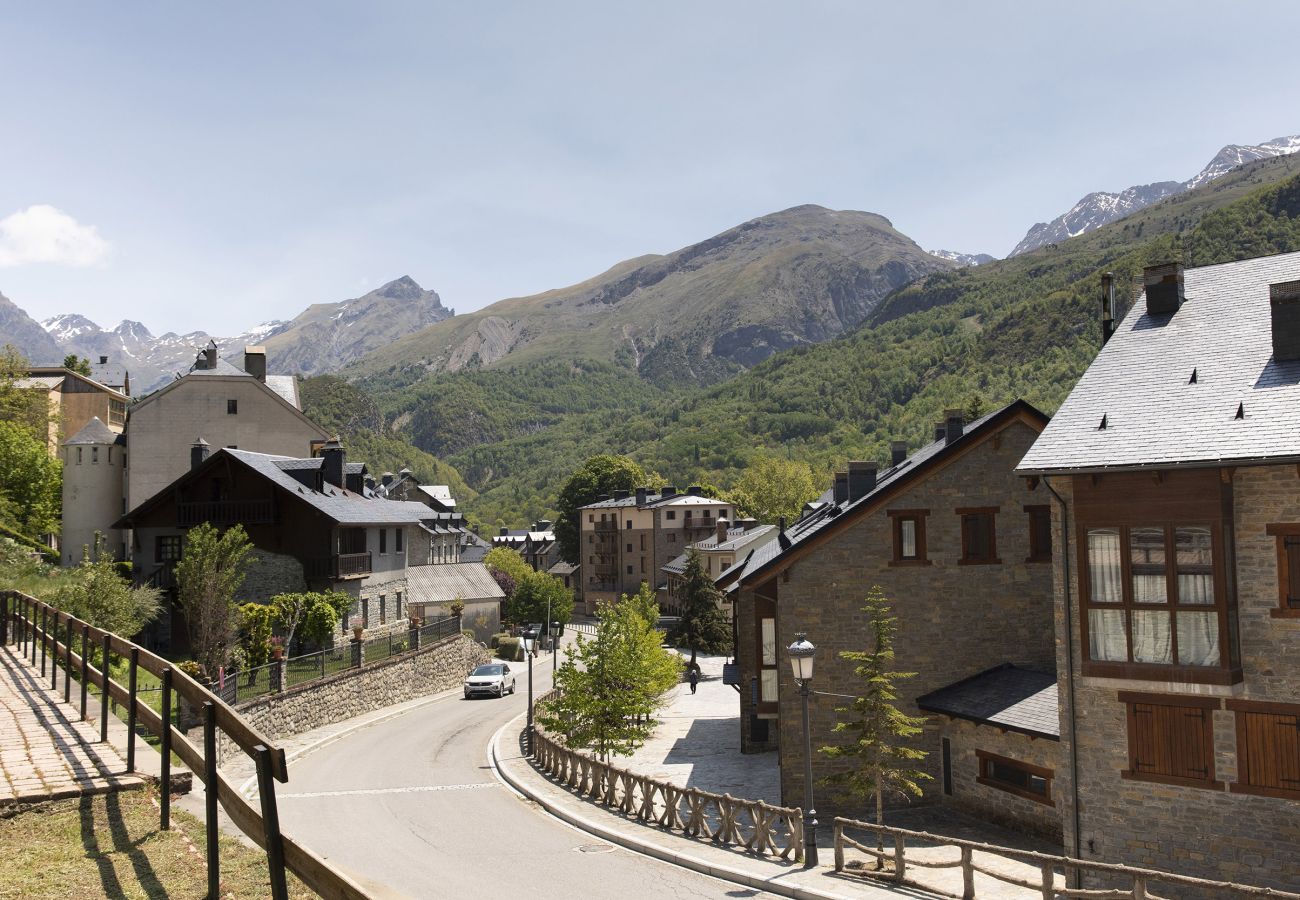 Apartamento en Panticosa - Acentor Alpino by BeValle