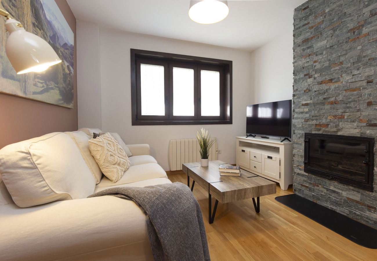Apartamento en Panticosa - Casa MiMar by BeValle