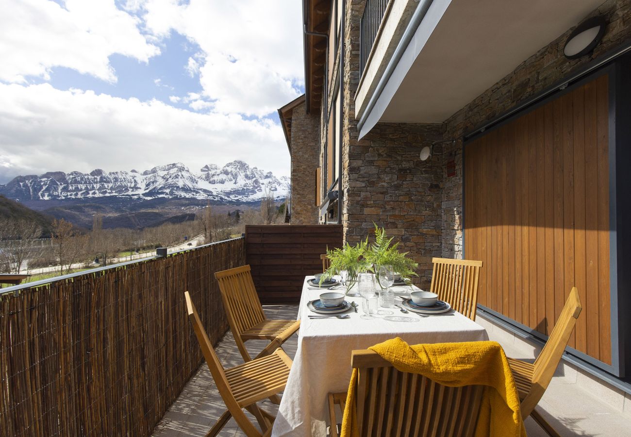 Apartamento en Panticosa - Aire de Panticosa by BeValle