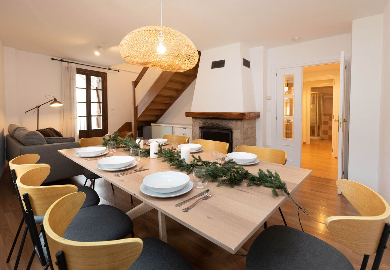 Apartamento en El Pueyo de Jaca - Atico Camino Real by BeValle