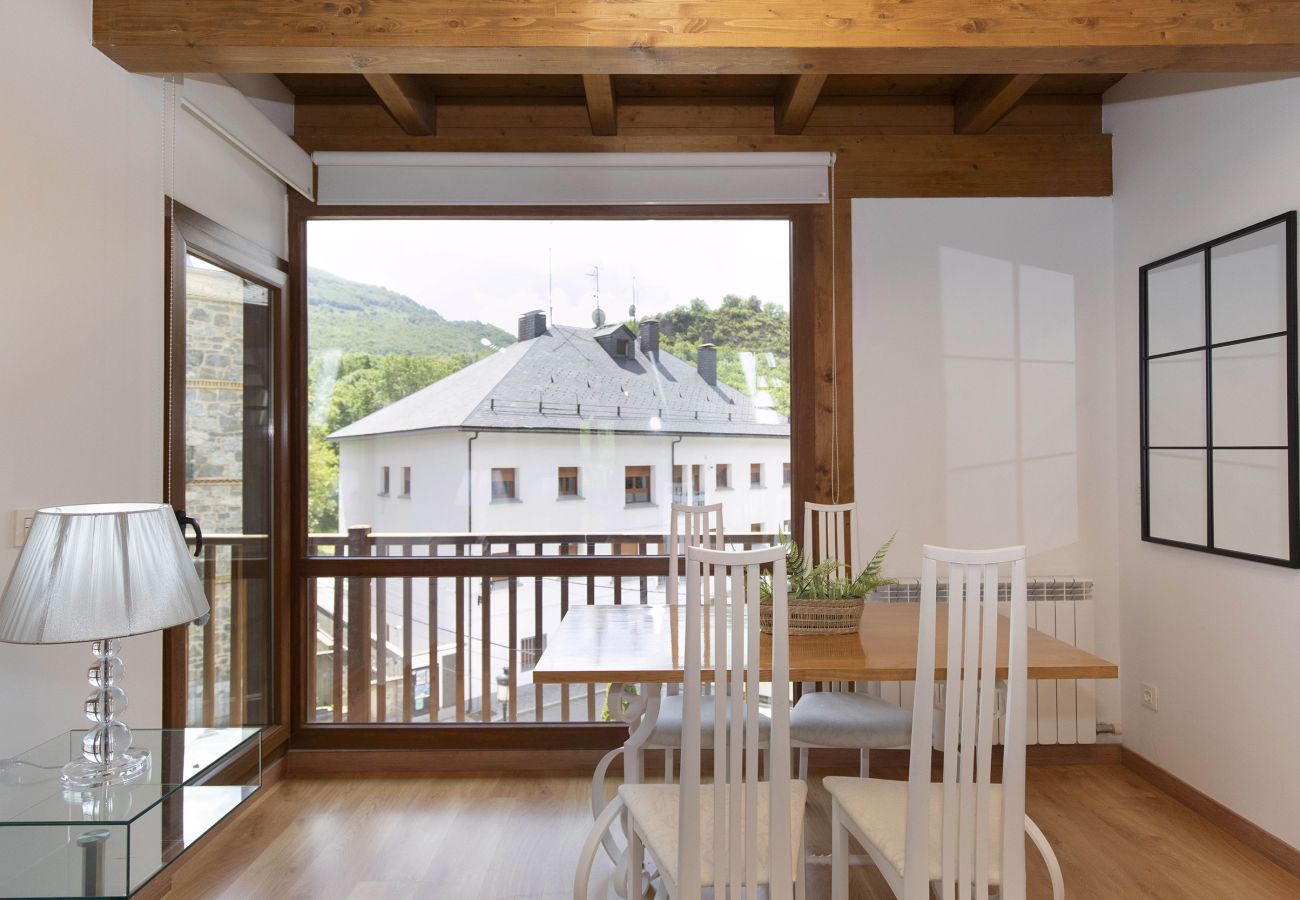 Apartamento en Panticosa - Atico Mendia by BeValle