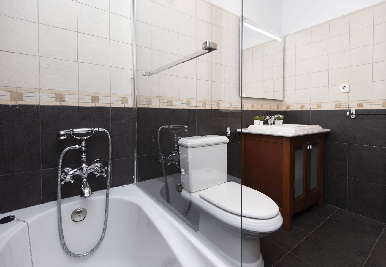 Apartamento en Escarrilla - Pirenaica by BeValle