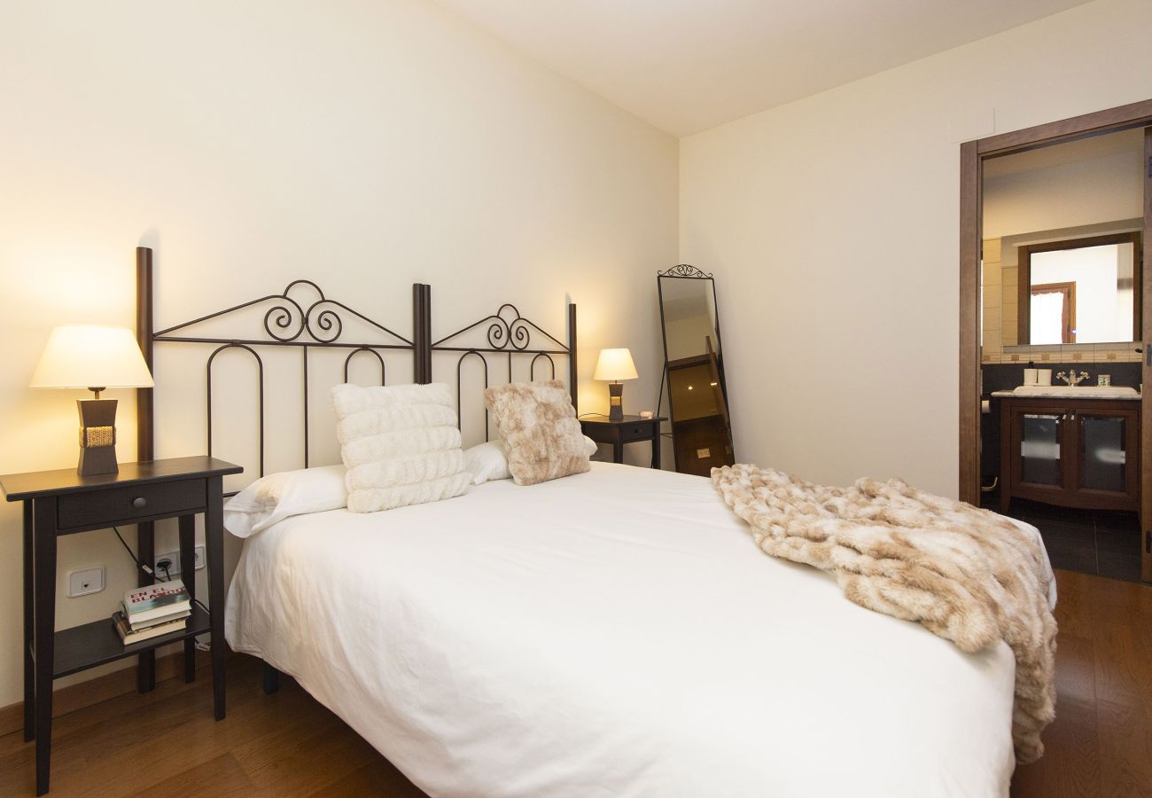 Apartamento en Escarrilla - Pirenaica by BeValle