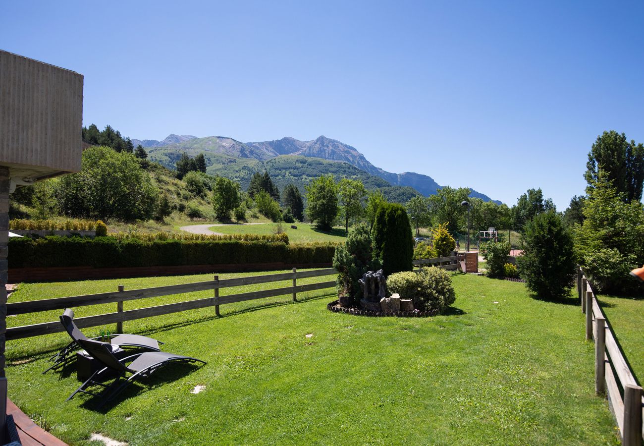 Apartamento en Panticosa - Jardin de Saras by BeValle