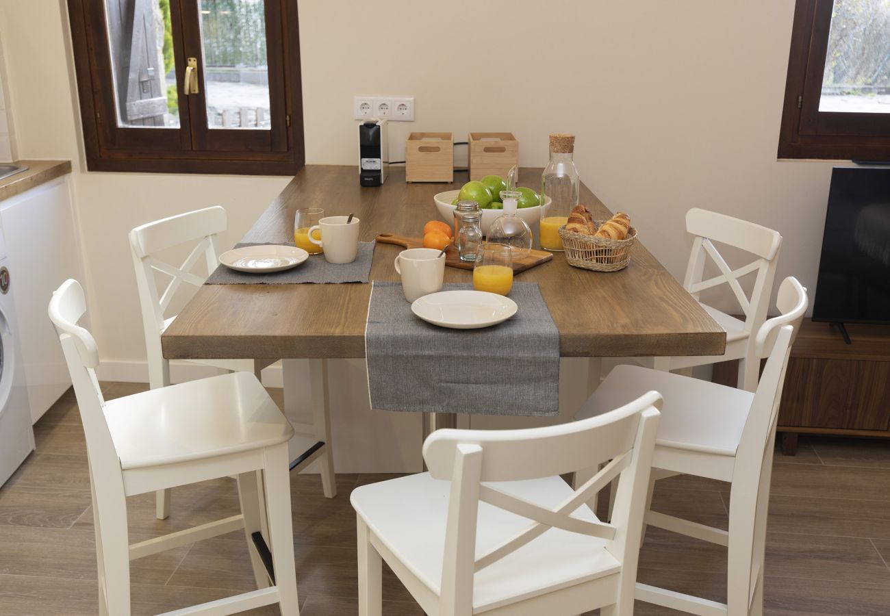 Apartamento en El Pueyo de Jaca - Casa Ikuspe by BeValle