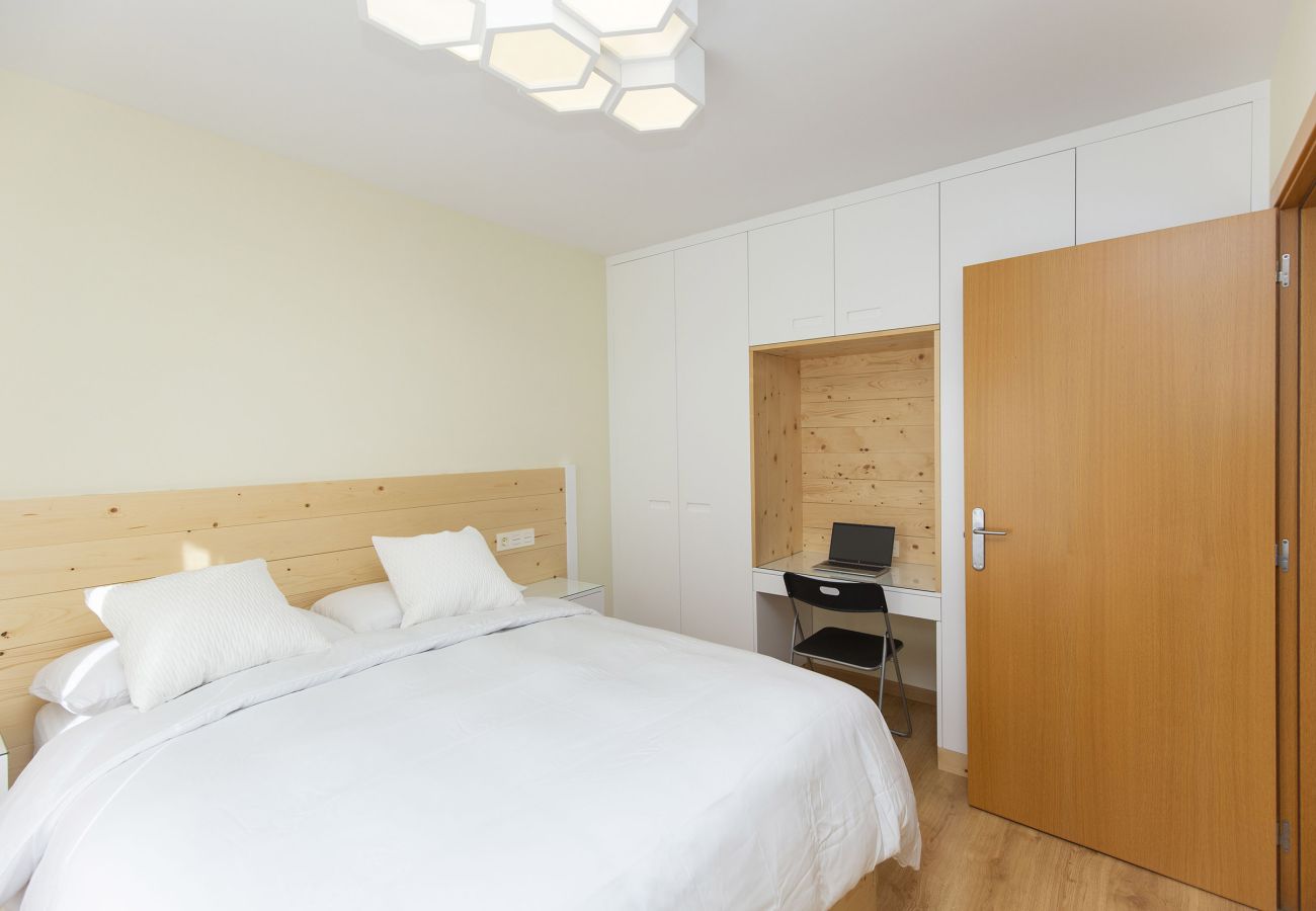 Apartamento en Escarrilla - Casa Atienza by BeValle