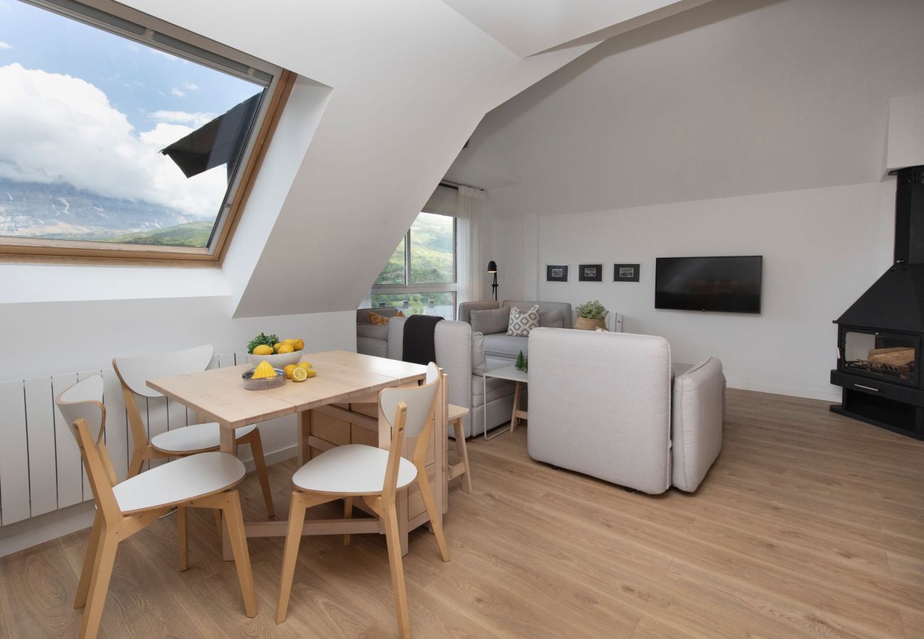 Apartment in Panticosa - PanticAsa Amarilla by BeValle