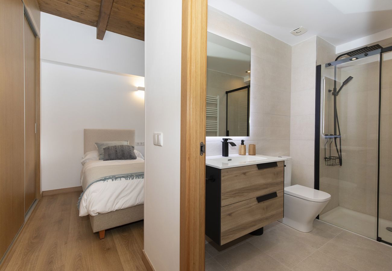 Apartment in Panticosa - Sueños del Garmo by BeValle