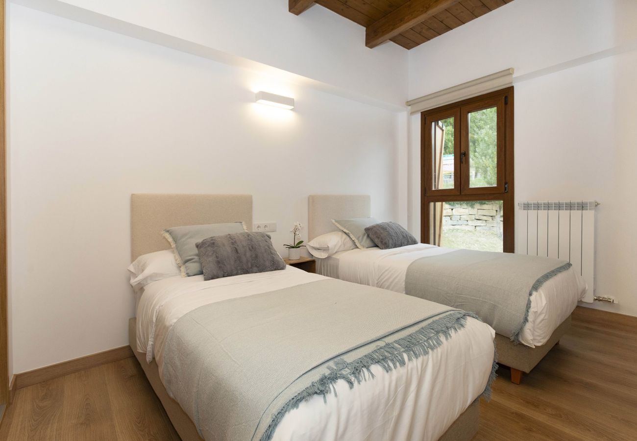 Apartment in Panticosa - Sueños del Garmo by BeValle