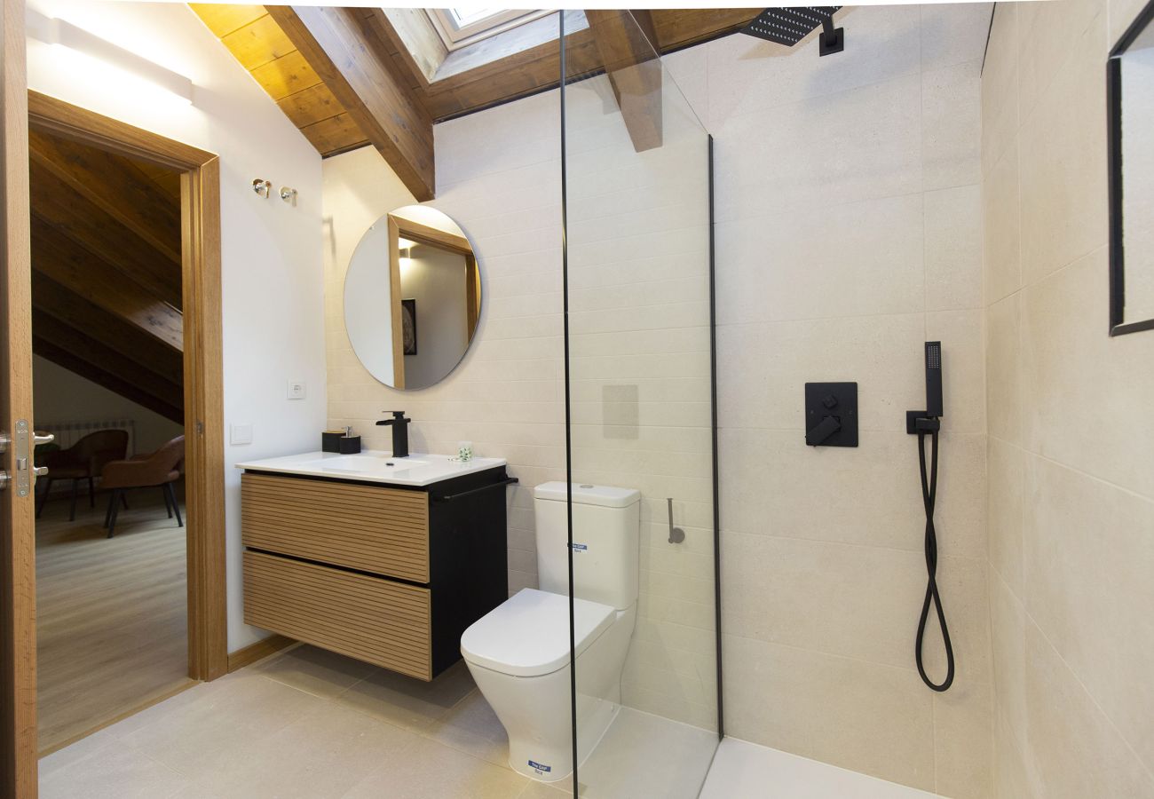 Apartment in Panticosa - Sueños del Garmo by BeValle