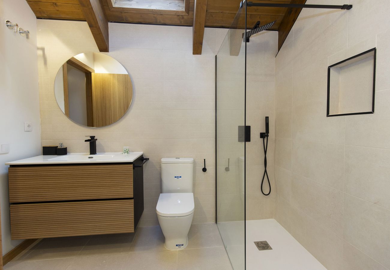 Apartment in Panticosa - Sueños del Garmo by BeValle