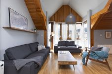 Apartment in Panticosa - Ático de Pao