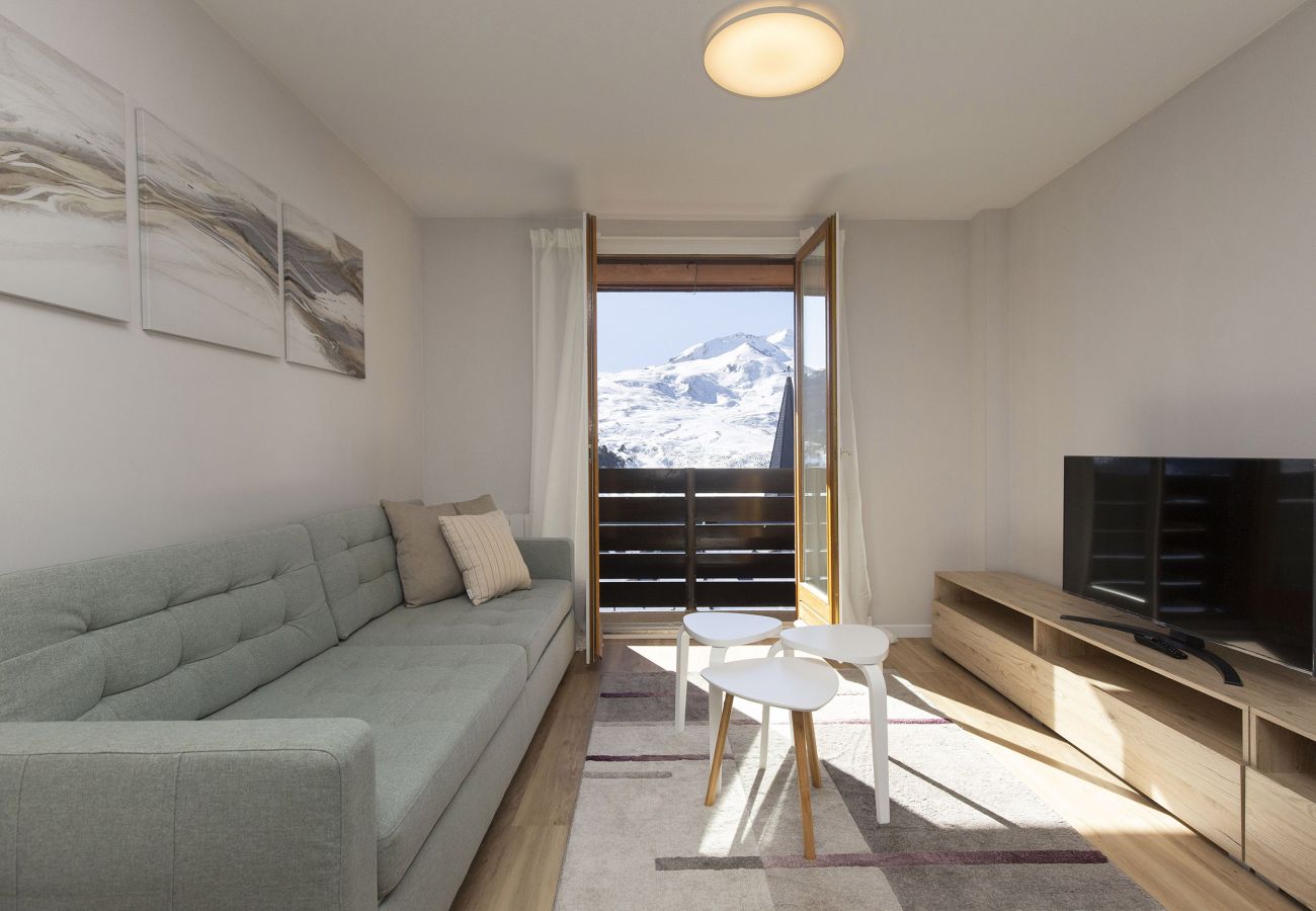 Apartment in Formigal - La Ventana de Formigal by BeValle