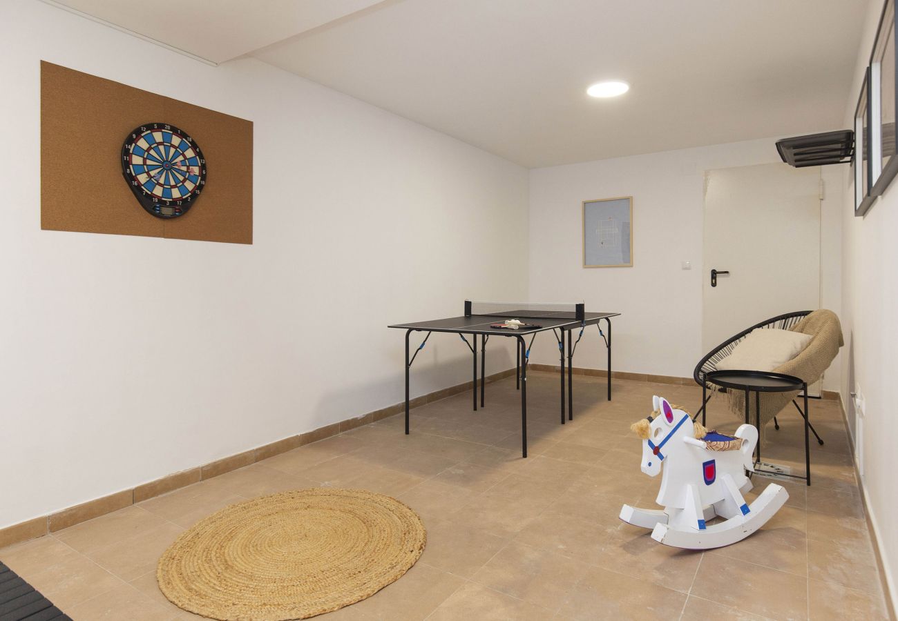 Apartment in Gavin - Aura de Gavín by BeValle