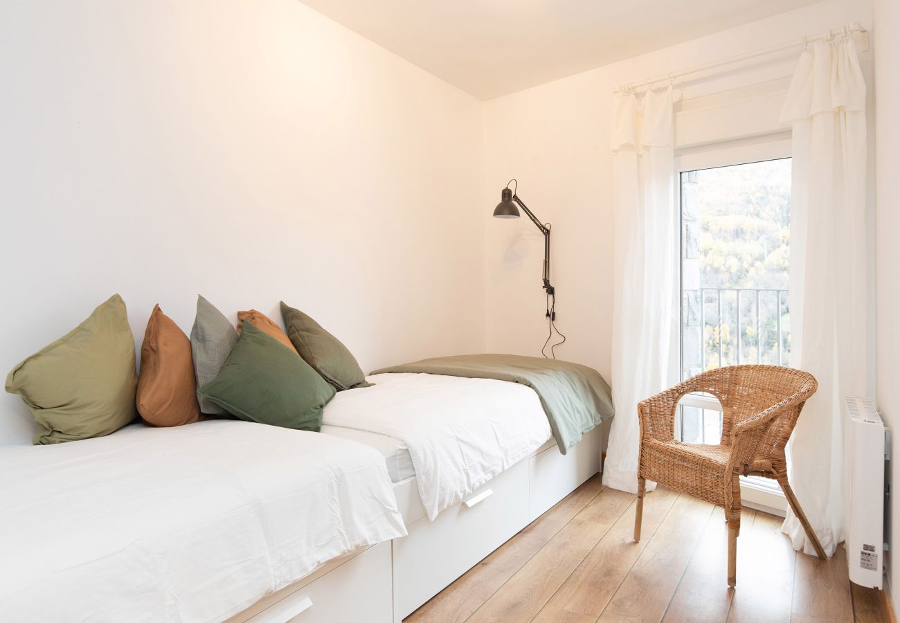 Apartment in Panticosa - Panorámica del Valle II by BeValle