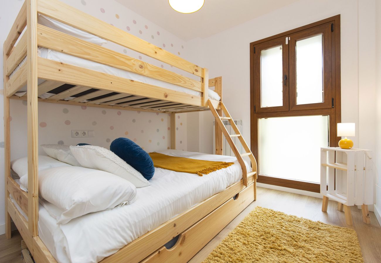 Apartment in Panticosa - Aire de Panticosa by BeValle