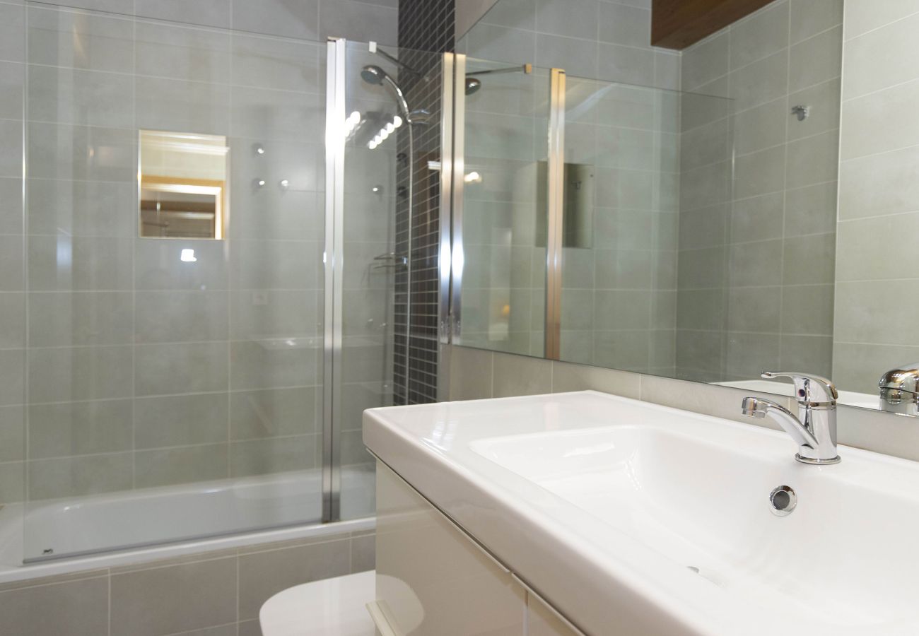 Apartment in Panticosa - Atico Mendia by BeValle