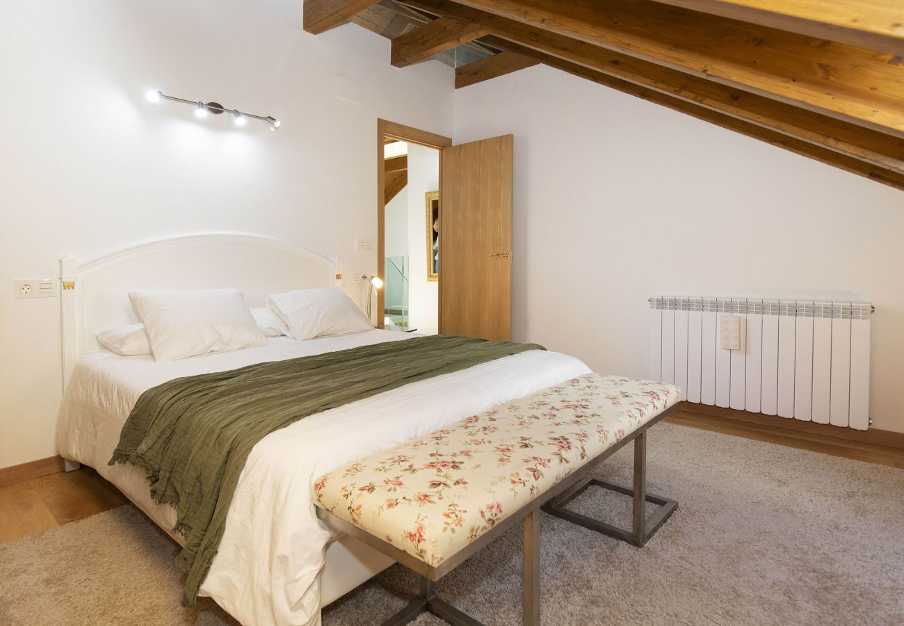 Apartment in Panticosa - Atico Mendia by BeValle