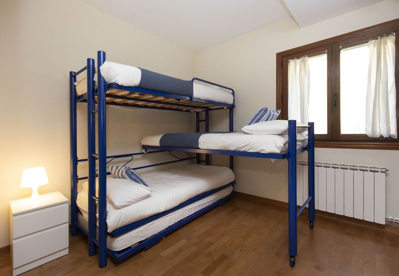 Apartment in Escarrilla - Pirenaica by BeValle