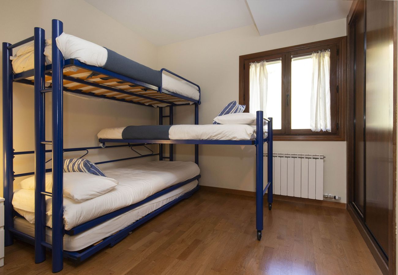 Apartment in Escarrilla - Pirenaica by BeValle
