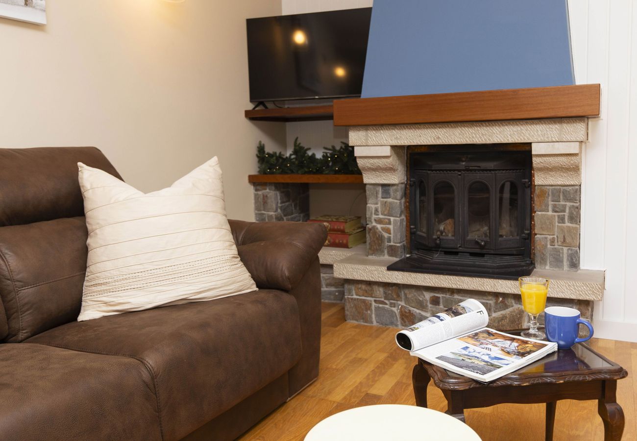 Apartment in Panticosa - Montibel by BeValle