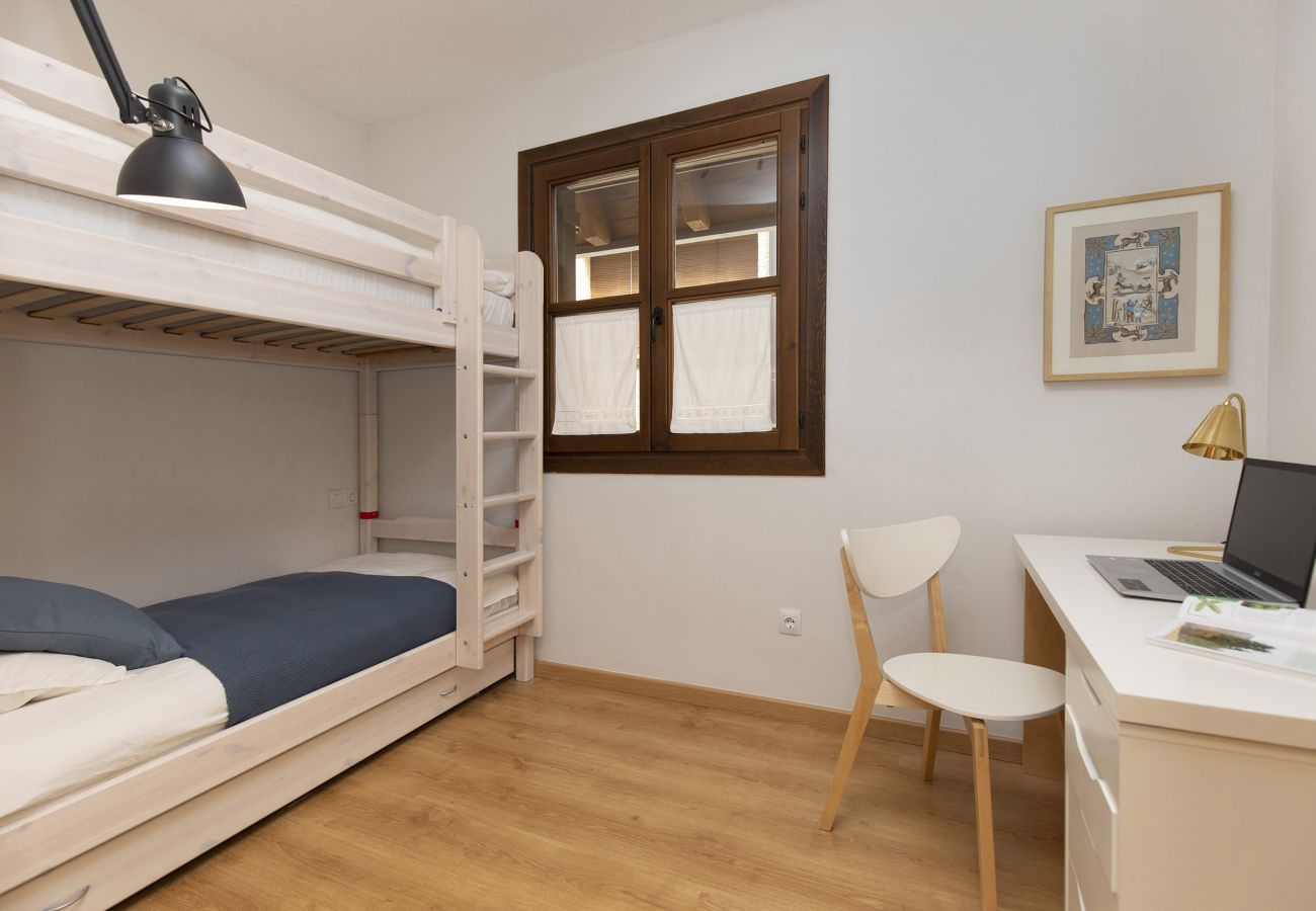 Apartment in Panticosa - Casa Abedul by BeValle