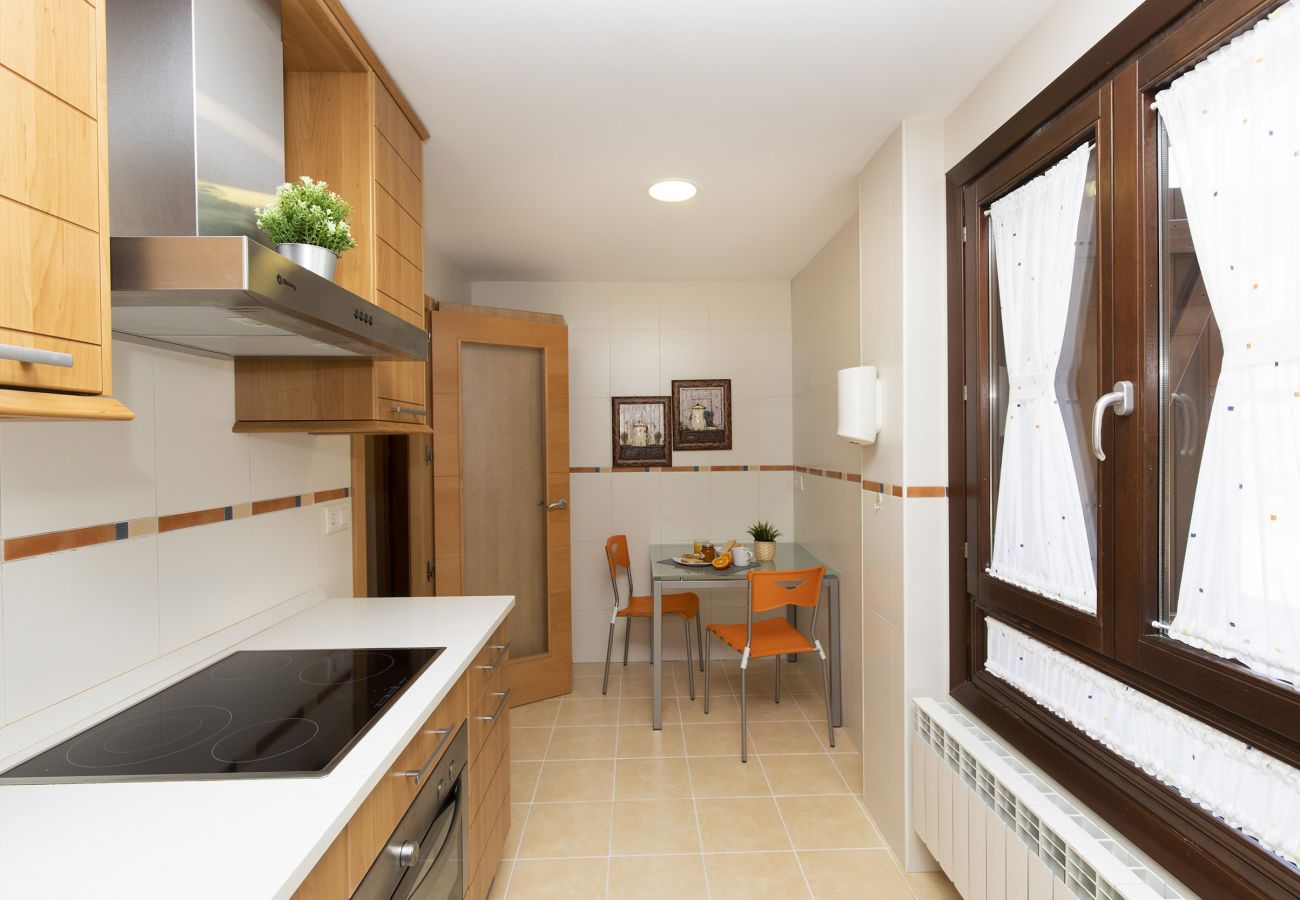 Apartment in Panticosa - Refugio del Valle by BeValle