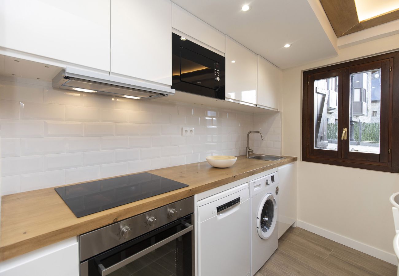 Apartment in El Pueyo de Jaca - Casa Ikuspe by BeValle