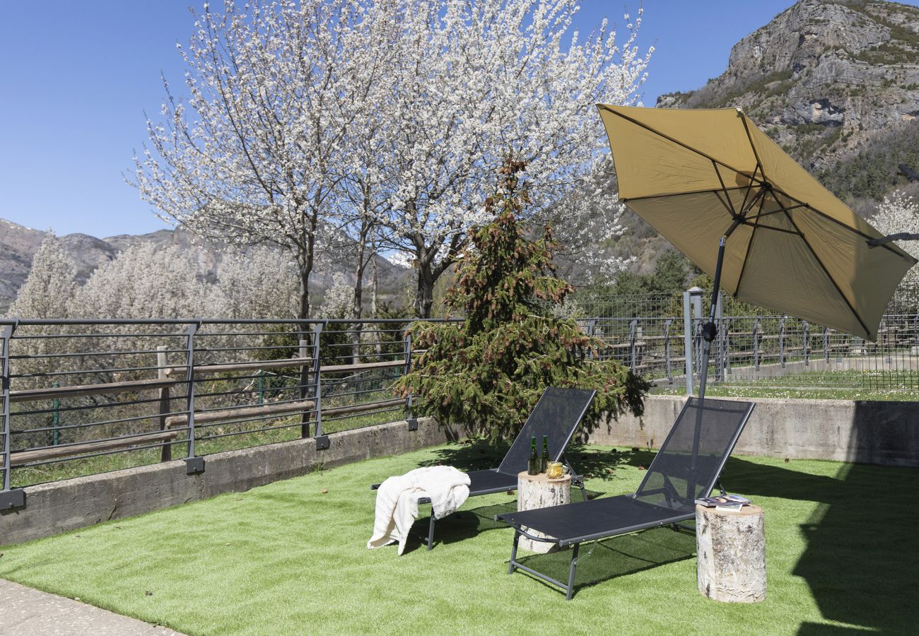 Apartment in Panticosa - El Mirador by BeValle