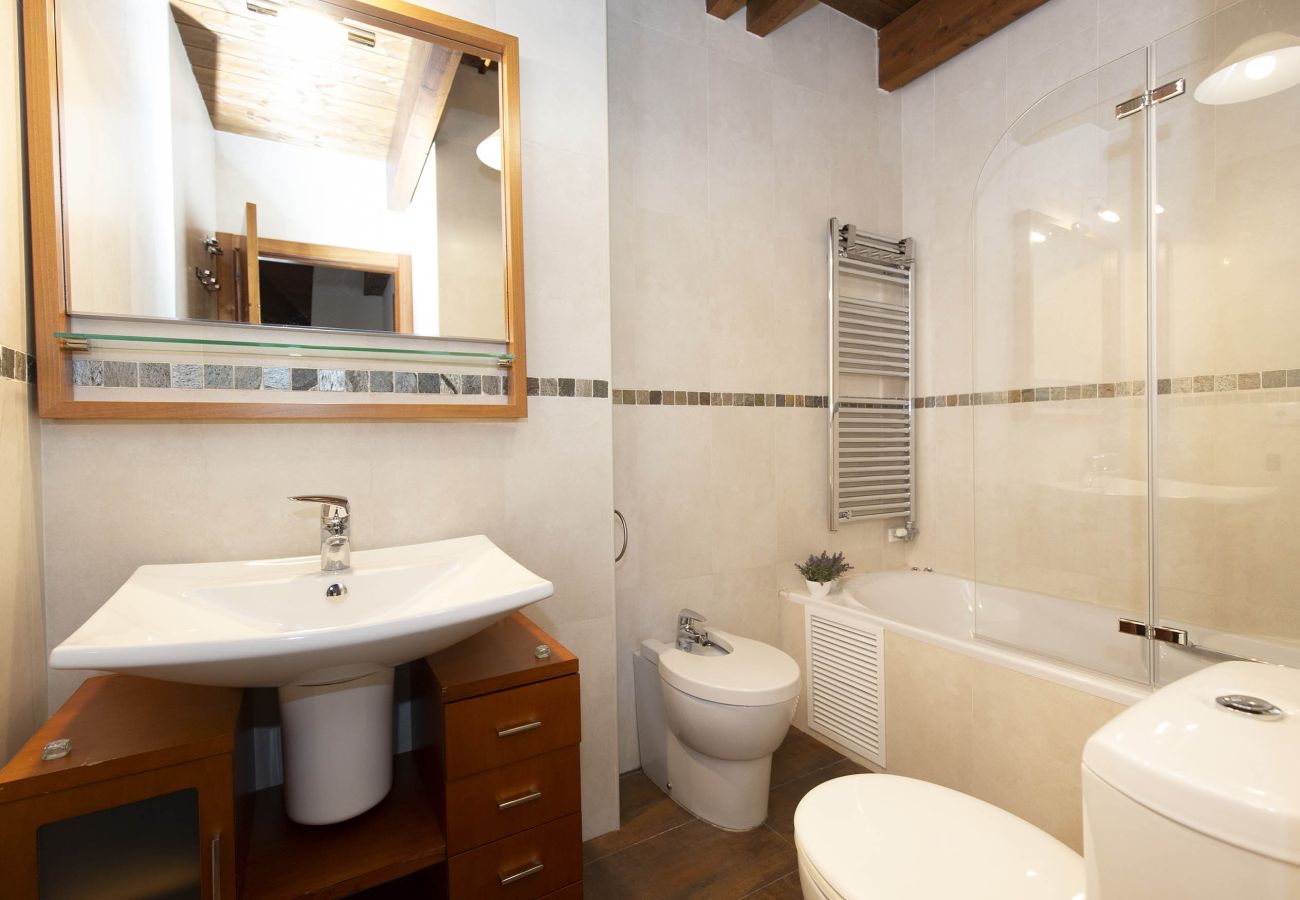 Apartment in Panticosa - Ático de Cumbres by BeValle