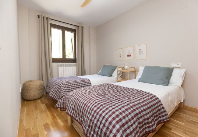 Apartment in Escarrilla - Balaitus by BeValle