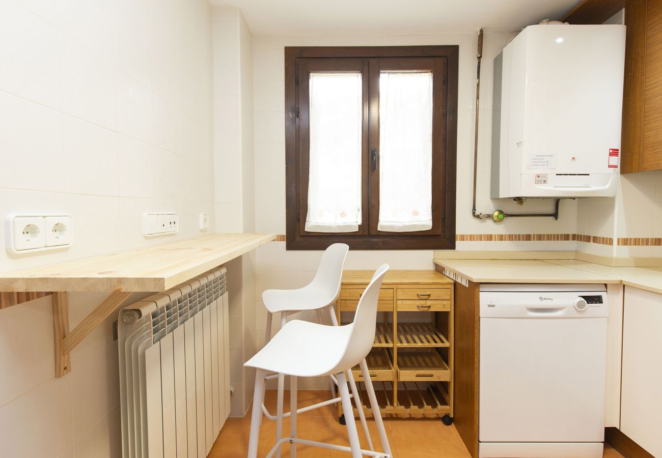 Apartment in Escarrilla - Balaitus by BeValle