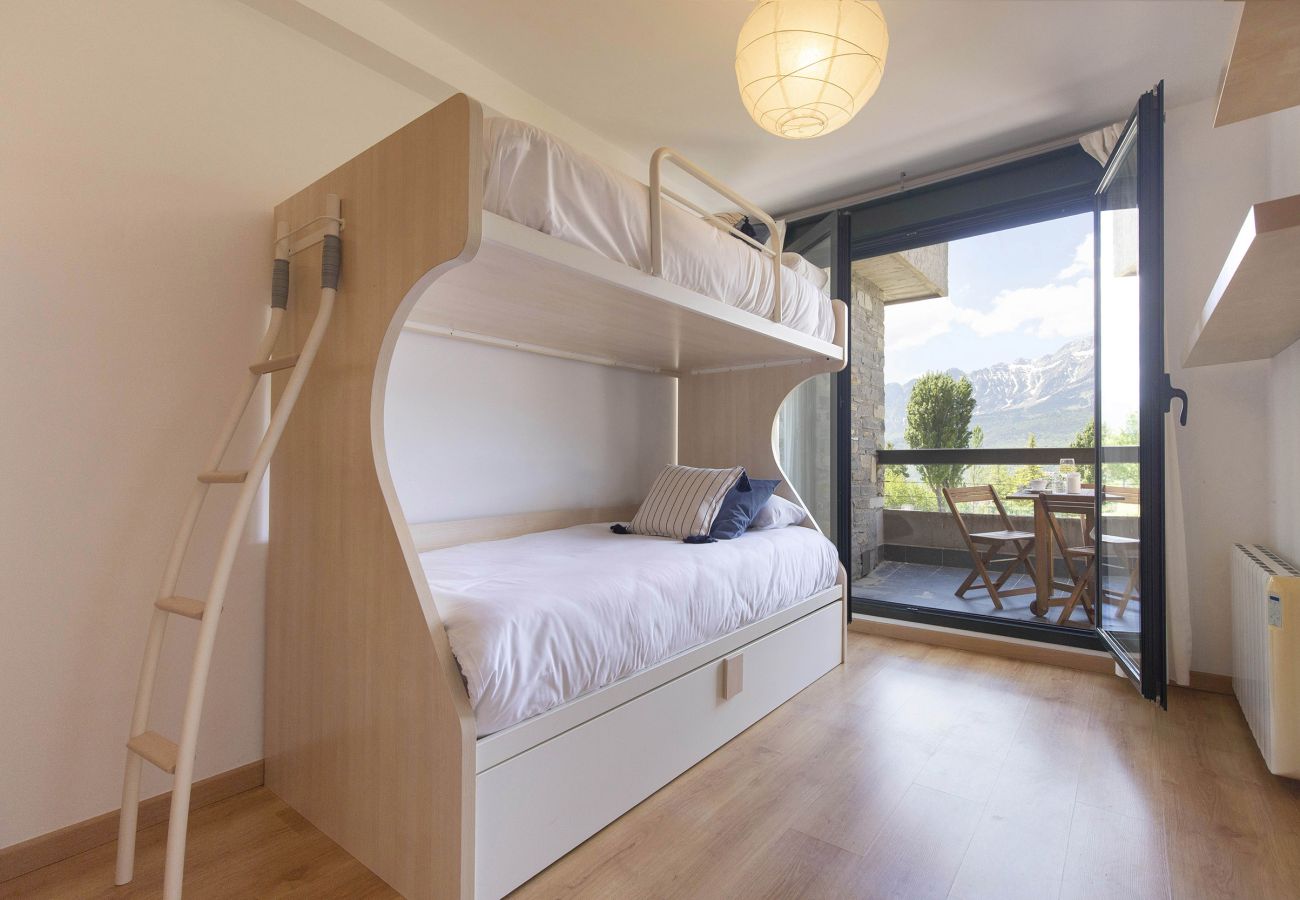 Apartment in Panticosa - Shambala by BeValle